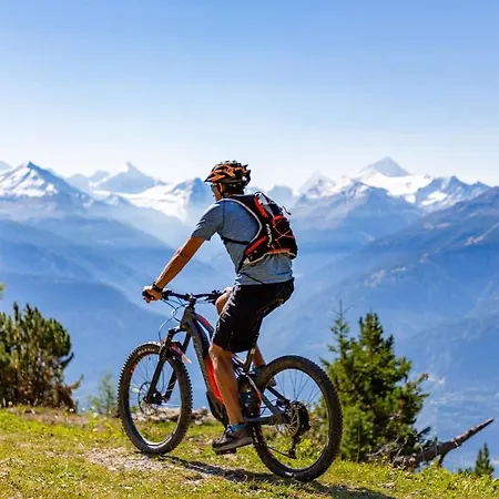 - Fabulous 2-bedroomed Flat Apartmán Crans-Montana